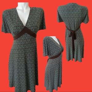 Karin Stevens dress